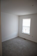 8805 Hardesty Dr in Clinton, MD - Building Photo - Building Photo