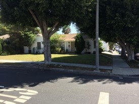 1312 Field Ave in Inglewood, CA - Building Photo