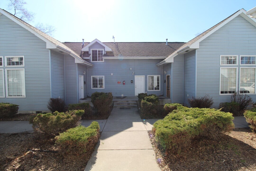 2217 N Hamilton St in Spokane, WA - Building Photo