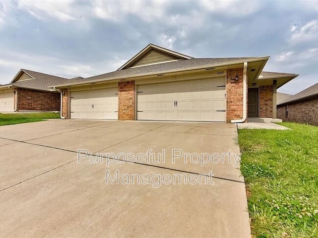 property at 4309 Edinburg Way