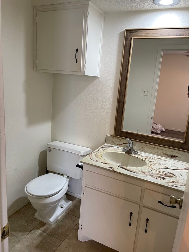 7409 Waco Ave in Lubbock, TX - Building Photo - Building Photo