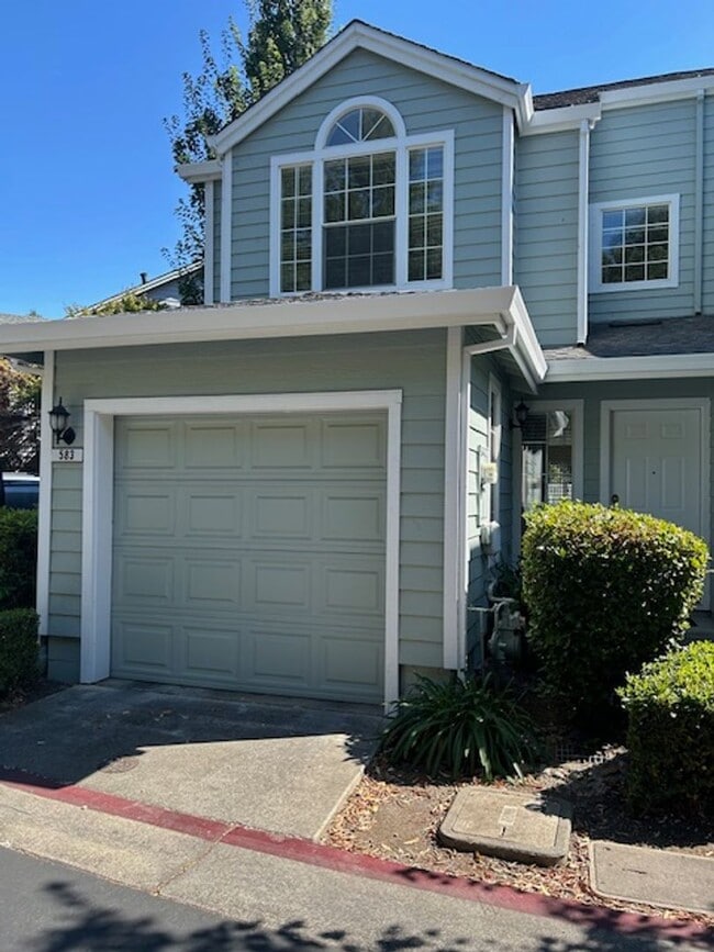 property at 583 E Jasmine Cir