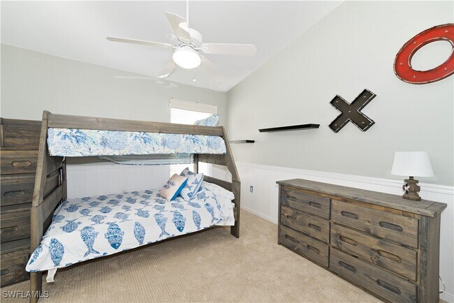 property at 1048 Hampton Cir