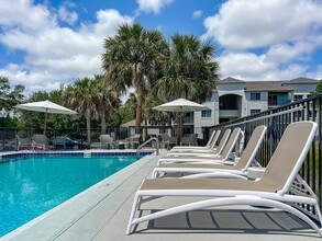 Meri Palm Bay in Palm Bay, FL - Building Photo - Building Photo