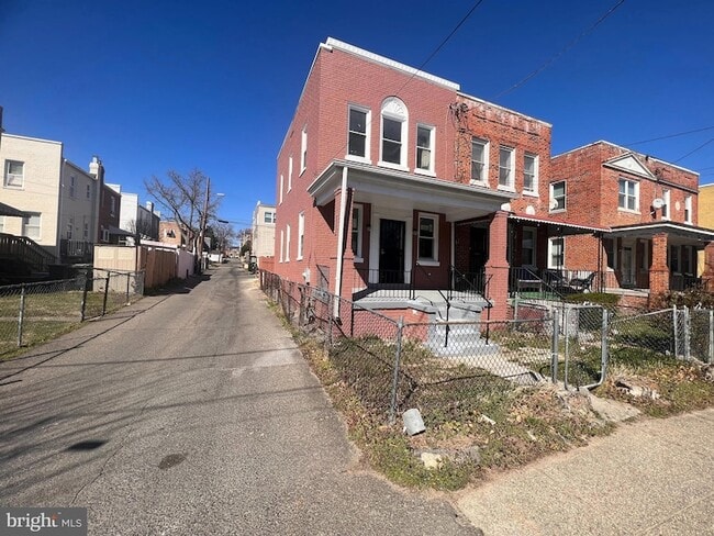 property at 619 Sheridan St NW