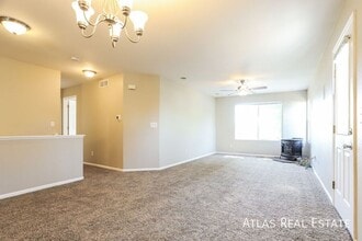 19558 E 18th Ave in Aurora, CO - Building Photo - Building Photo