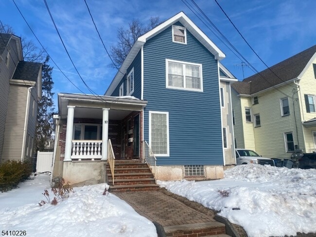 property at 17 Walnut Terrace