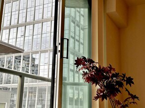 1100 106th Ave NE in Bellevue, WA - Building Photo - Building Photo