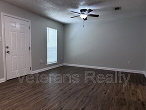 200 Commerce St in Gulfport, MS - Building Photo - Building Photo