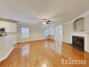 7310 Rock Hampton Ct in Harrisburg, NC - Building Photo - Building Photo