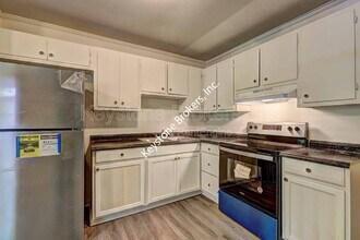 1208 4th Ave W in Macon, GA - Building Photo - Building Photo