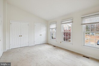 10722 Pine Haven Terrace in Rockville, MD - Building Photo - Building Photo