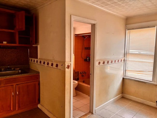 86 McAdoo Ave in Jersey City, NJ - Building Photo - Building Photo