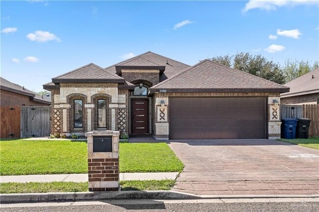 10925 N 30th St in McAllen, TX - Foto de edificio - Building Photo