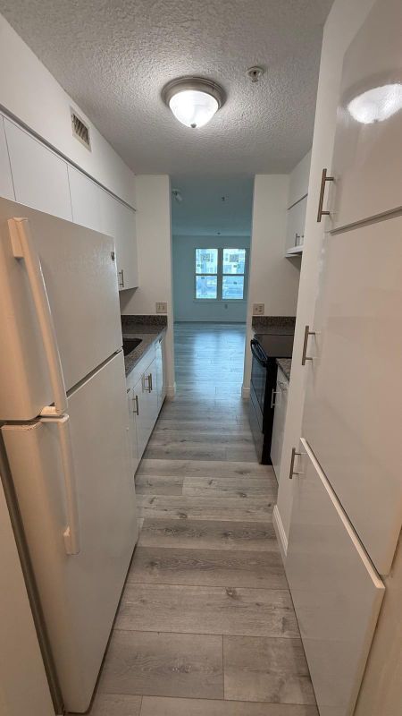 2307 N Congress Ave in Boynton Beach, FL - Building Photo - Building Photo