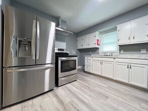 1228 Commerce Ave in Chesapeake, VA - Building Photo - Building Photo
