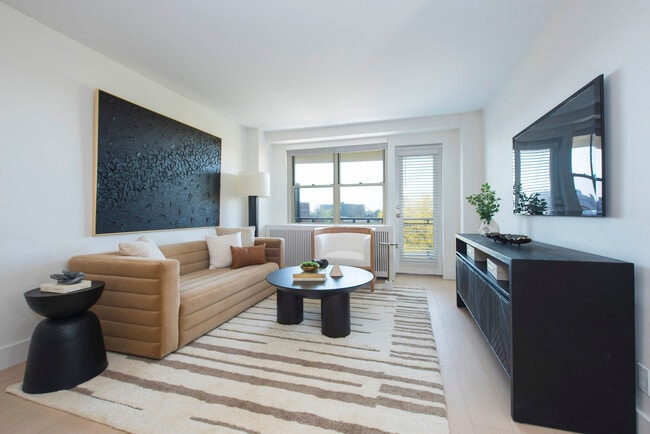 The Morgan in Stamford, CT - Building Photo - Building Photo