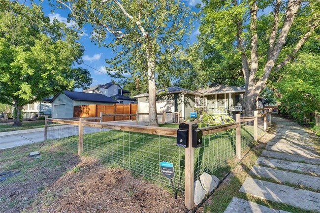 property at 4607 Evans Ave
