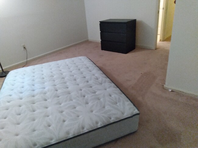 219 Sycamore Ridge Rd in Laurel, MD - Building Photo - Building Photo