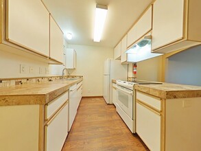 485 NE Conifer Blvd in Corvallis, OR - Foto de edificio - Building Photo