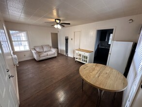 1901 22nd St in Lubbock, TX - Foto de edificio - Building Photo