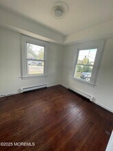 399 W Park Ave in Ocean Township, NJ - Building Photo - Building Photo