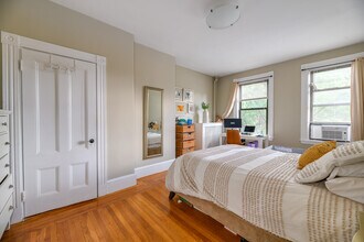 54 Harvard St in Brookline, MA - Foto de edificio - Building Photo