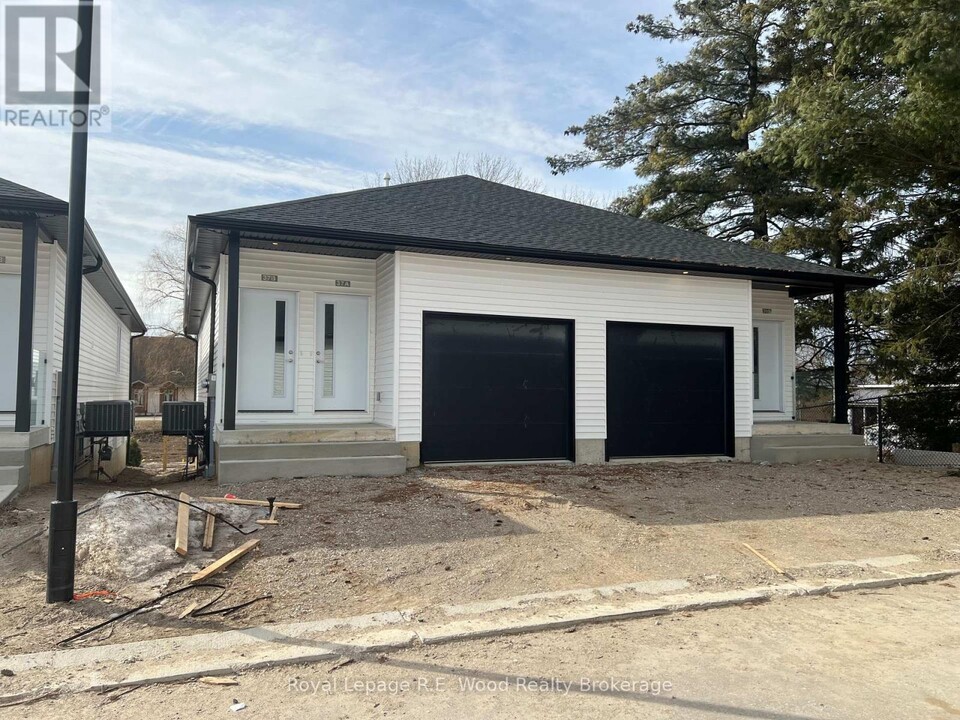 335 John St S in Aylmer, ON - Building Photo