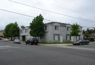 1140 Calla Ave in Imperial Beach, CA - Foto de edificio - Building Photo