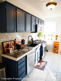 2825 Harview Ave photo'