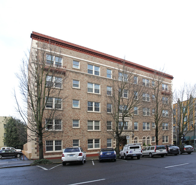 Hamilton Arms Condominium in Portland, OR - Building Photo - Building Photo