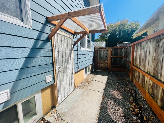 property at 7434 SE Duke St