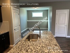 4331 SE Gemstone Ln in Topeka, KS - Building Photo - Building Photo