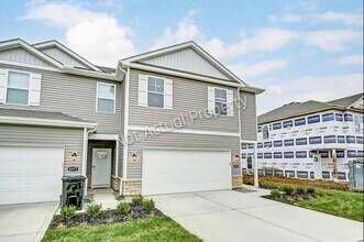 6345 Darby Plns St in Columbus, OH - Foto de edificio - Building Photo