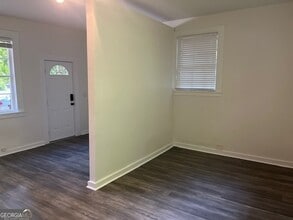 806 Briarcliff Rd NE, Unit D in Atlanta, GA - Building Photo - Building Photo