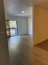 7925 SW 86th St in Miami, FL - Building Photo - Building Photo