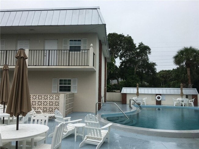 property at 900 Jasmine Ln