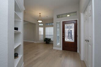 7914 Glenn Cliff Dr in Houston, TX - Foto de edificio - Building Photo