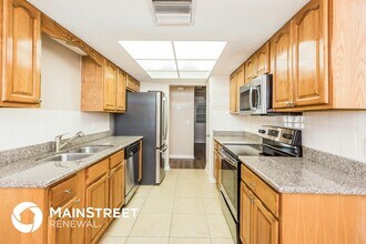 251 Redwood Rd in Venice, FL - Building Photo - Building Photo