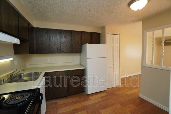 8824 E Florida Ave in Denver, CO - Building Photo - Building Photo