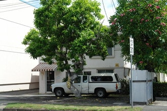 1924 S Beretania St in Honolulu, HI - Building Photo - Building Photo