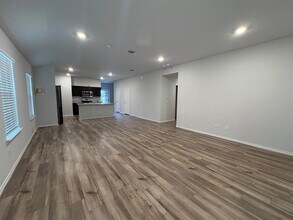 668 Wyatt Wy in Jarrell, TX - Building Photo - Building Photo