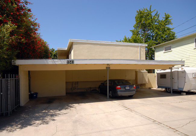 1541 Princeton St in Santa Monica, CA - Building Photo - Building Photo