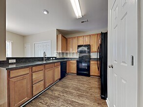 116 Stoney Creek Way in Moncks Corner, SC - Building Photo - Building Photo
