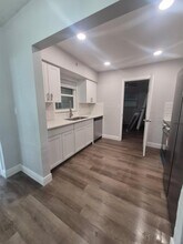 8140 Old Post Rd in Port Richey, FL - Building Photo - Building Photo