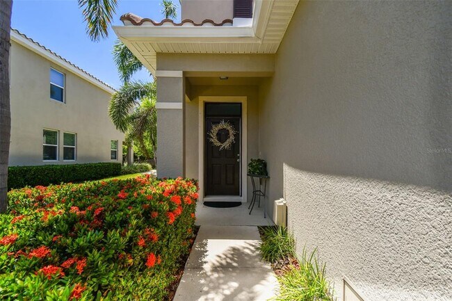 5276 6th Way N in St. Petersburg, FL - Building Photo - Building Photo