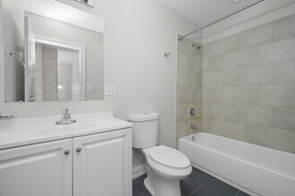 1946 S Racine Ave in Chicago, IL - Building Photo - Building Photo