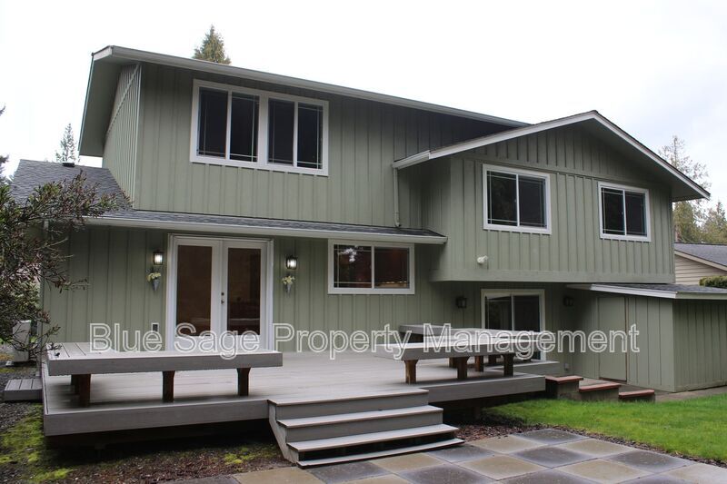 192 Sunset Pl in Sequim, WA - Building Photo