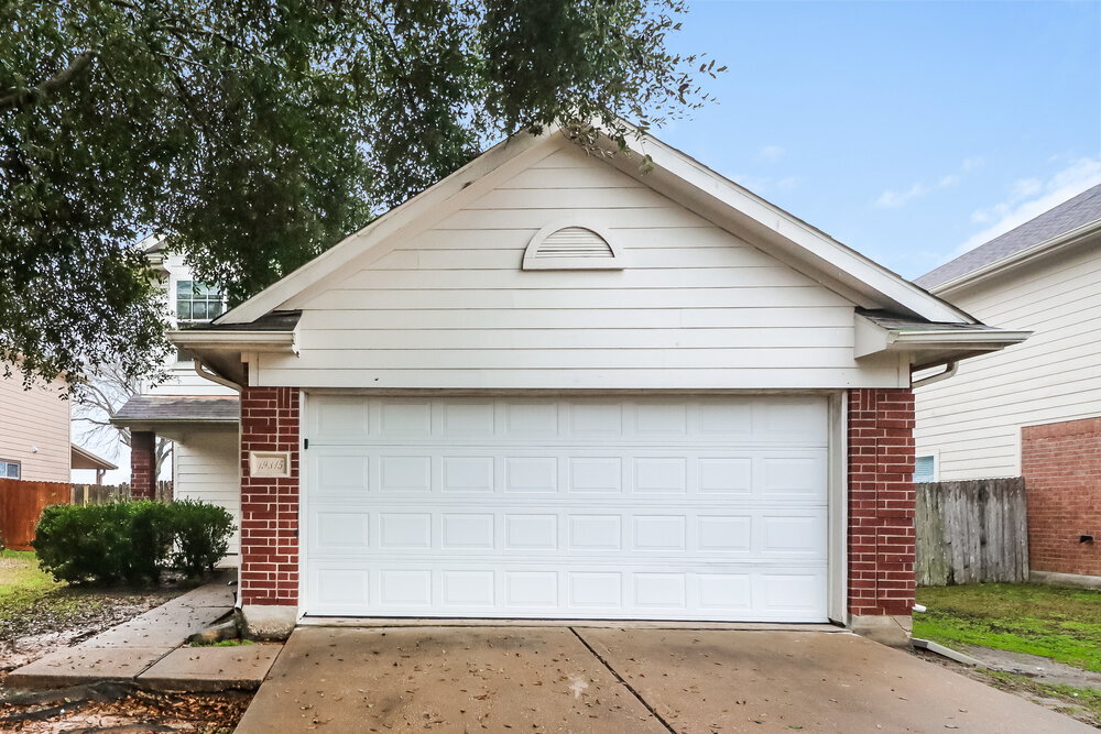 19315 Montclair Meadow Ln in Katy, TX - Building Photo