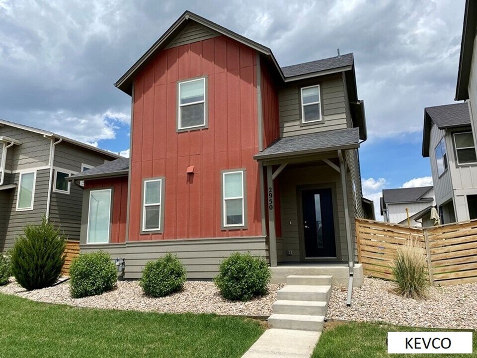 2950 Sykes Dr in Fort Collins, CO - Building Photo